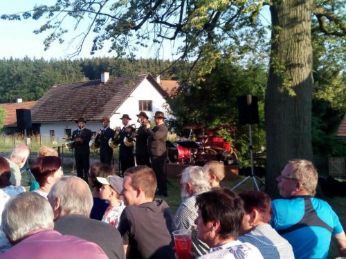 Kulturní akce pro veřejnost – Arnoštov, okr. Jičín, MS Pecka